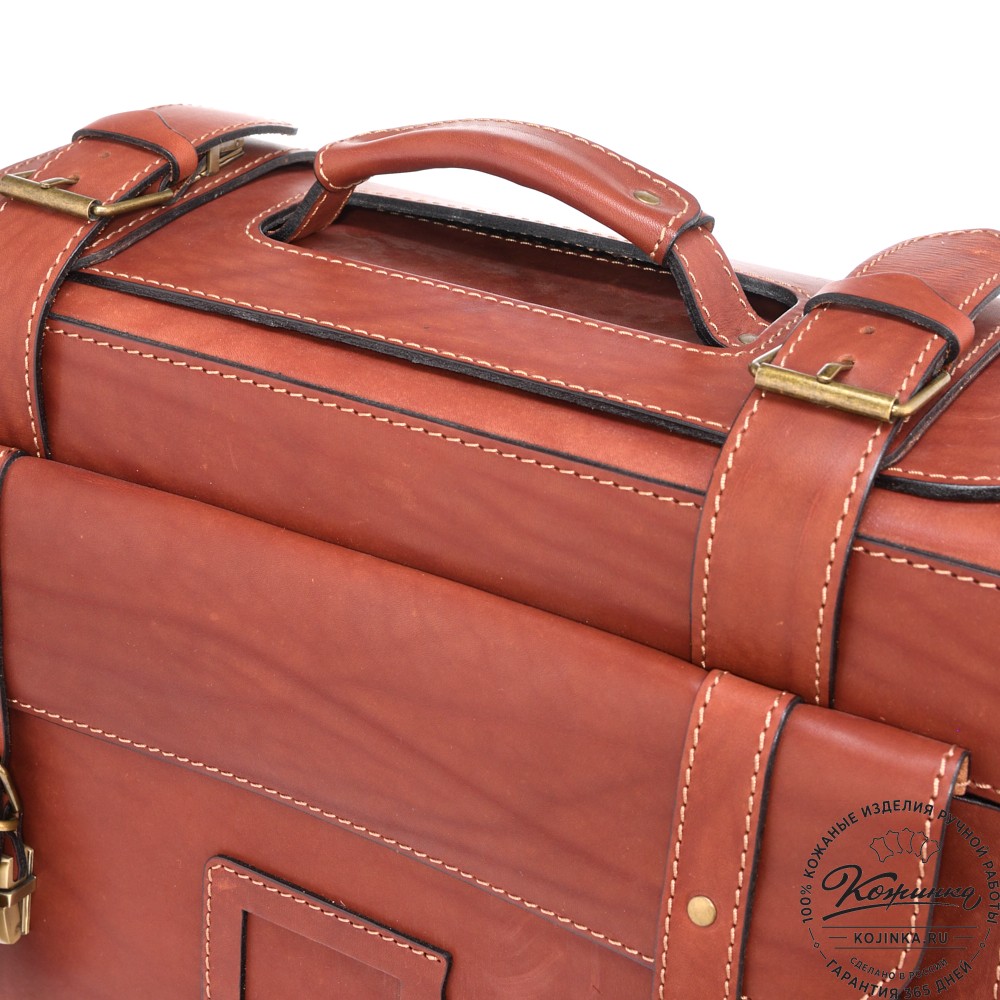 Кожаный портфель-кофр  "Универсал"  (коньяк)